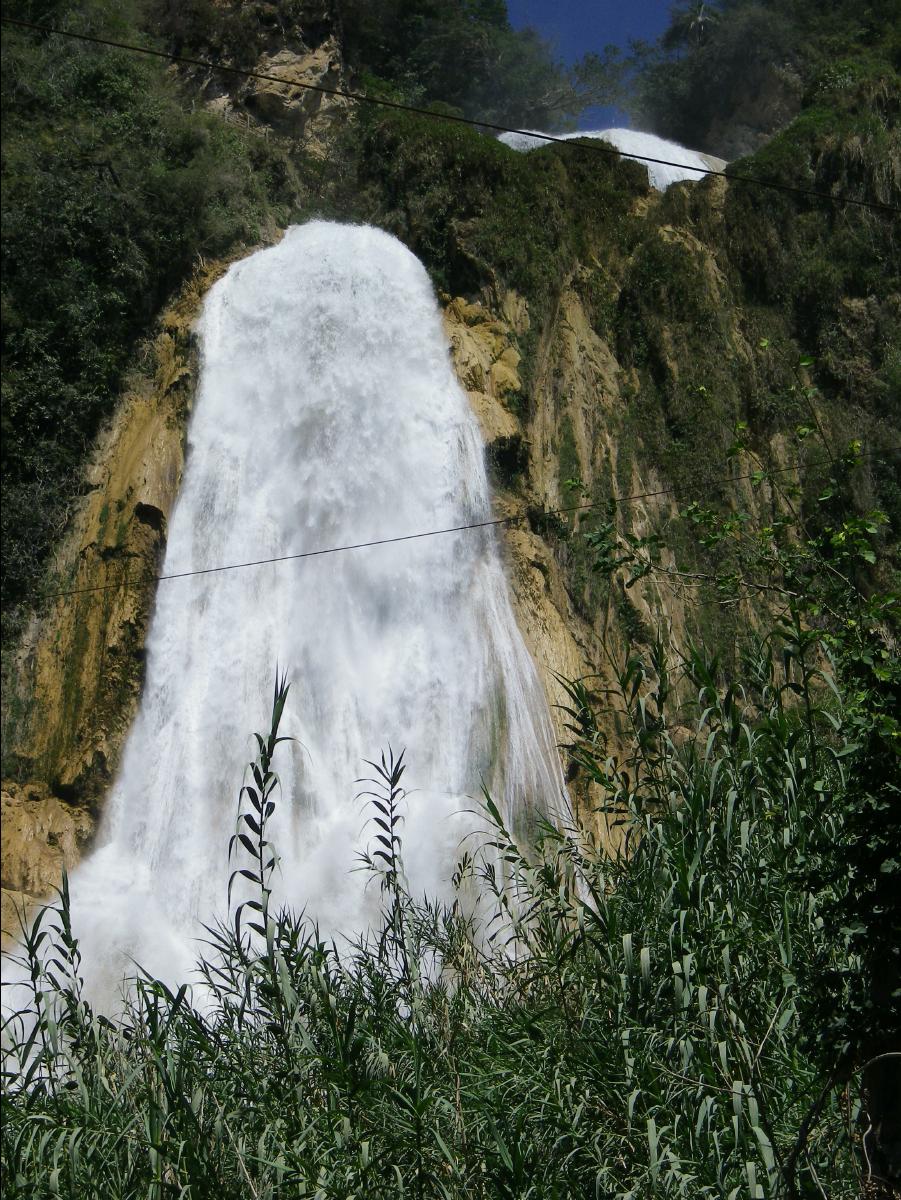 Waterfall Chiflon42